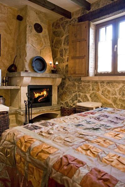 Hotel Rural El Canon Del Duraton 塞普尔韦达 外观 照片